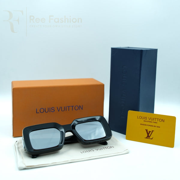 Iconic Square Luxe Shades