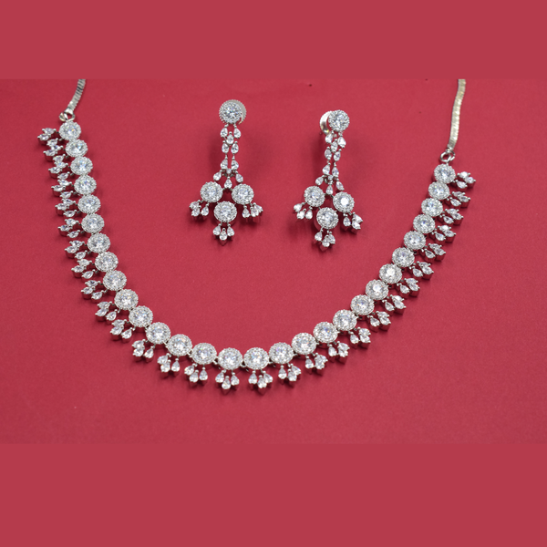 Aurora Royale Necklace Set