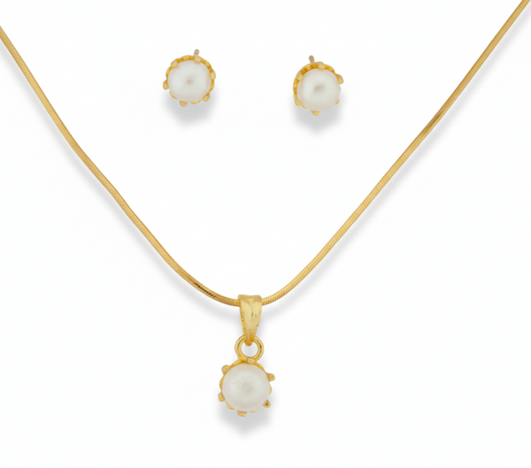 Luna Pearl Drop Pendant